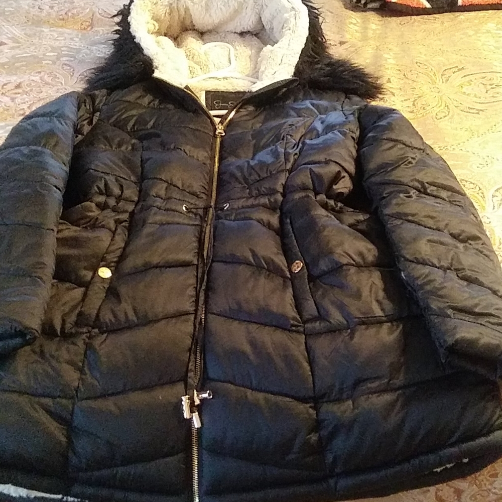 Fall/Winter Coat (Jessica Simpson brand)